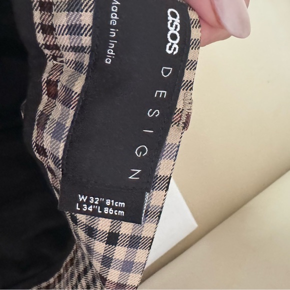 Men's pants, nwt 32w x34 long. ASOS - Picture 4 of 4